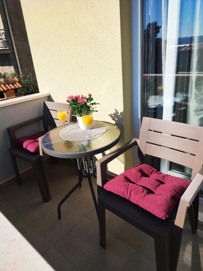 Apartmani Josipa 巴什卡沃达 外观 照片
