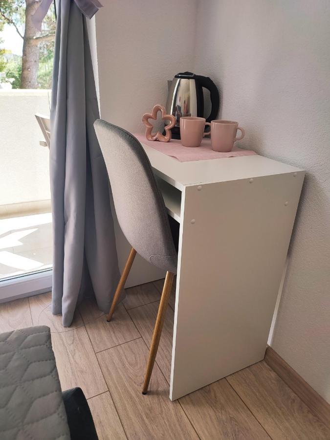Apartmani Josipa 巴什卡沃达 外观 照片