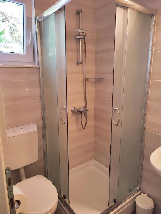 Apartmani Josipa 巴什卡沃达 外观 照片