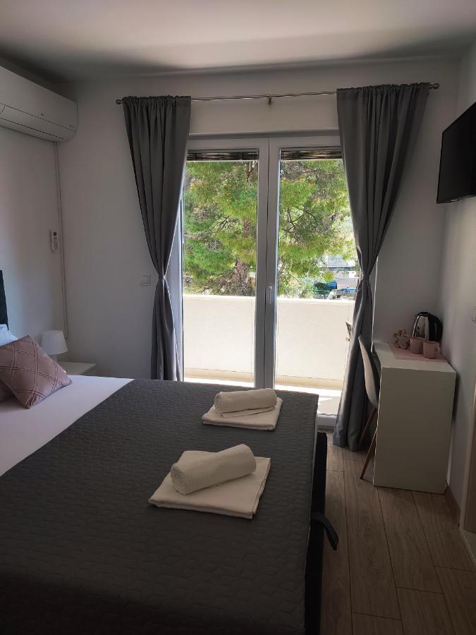 Apartmani Josipa 巴什卡沃达 外观 照片