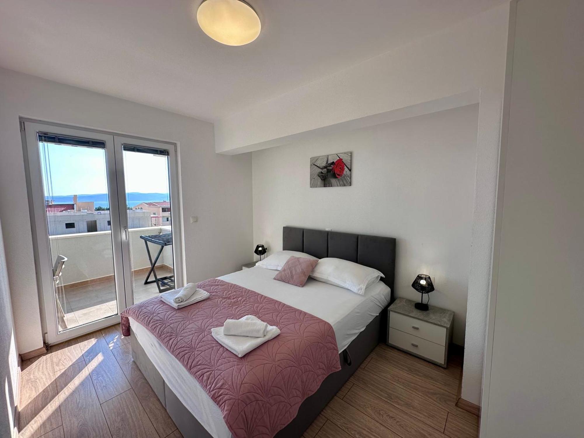 Apartmani Josipa 巴什卡沃达 外观 照片